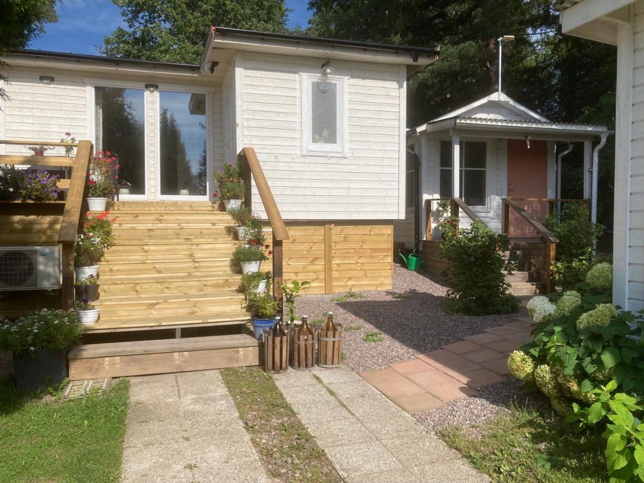 Mehri Bed & Breakfast Uppsala Exterior foto